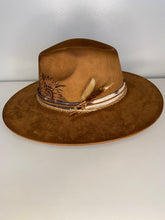 Load image into Gallery viewer, Daugherty
