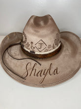 Load image into Gallery viewer, Shayla
